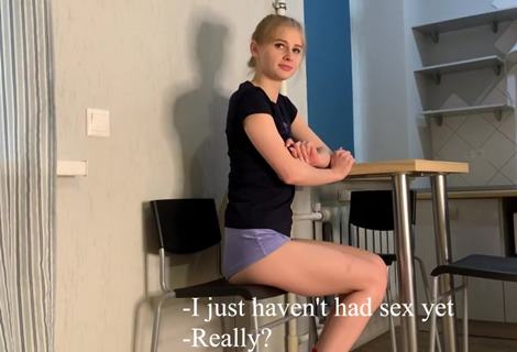 Попросил соседку о сексуальной консультации, так как с новой девушкой боится облажаться