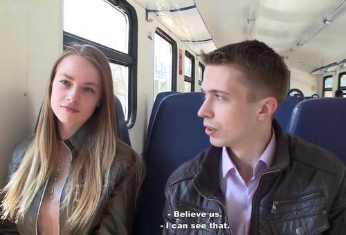 Красавчик с другом подцепили телку из деревни в поезде, которая мечтает выехать в город